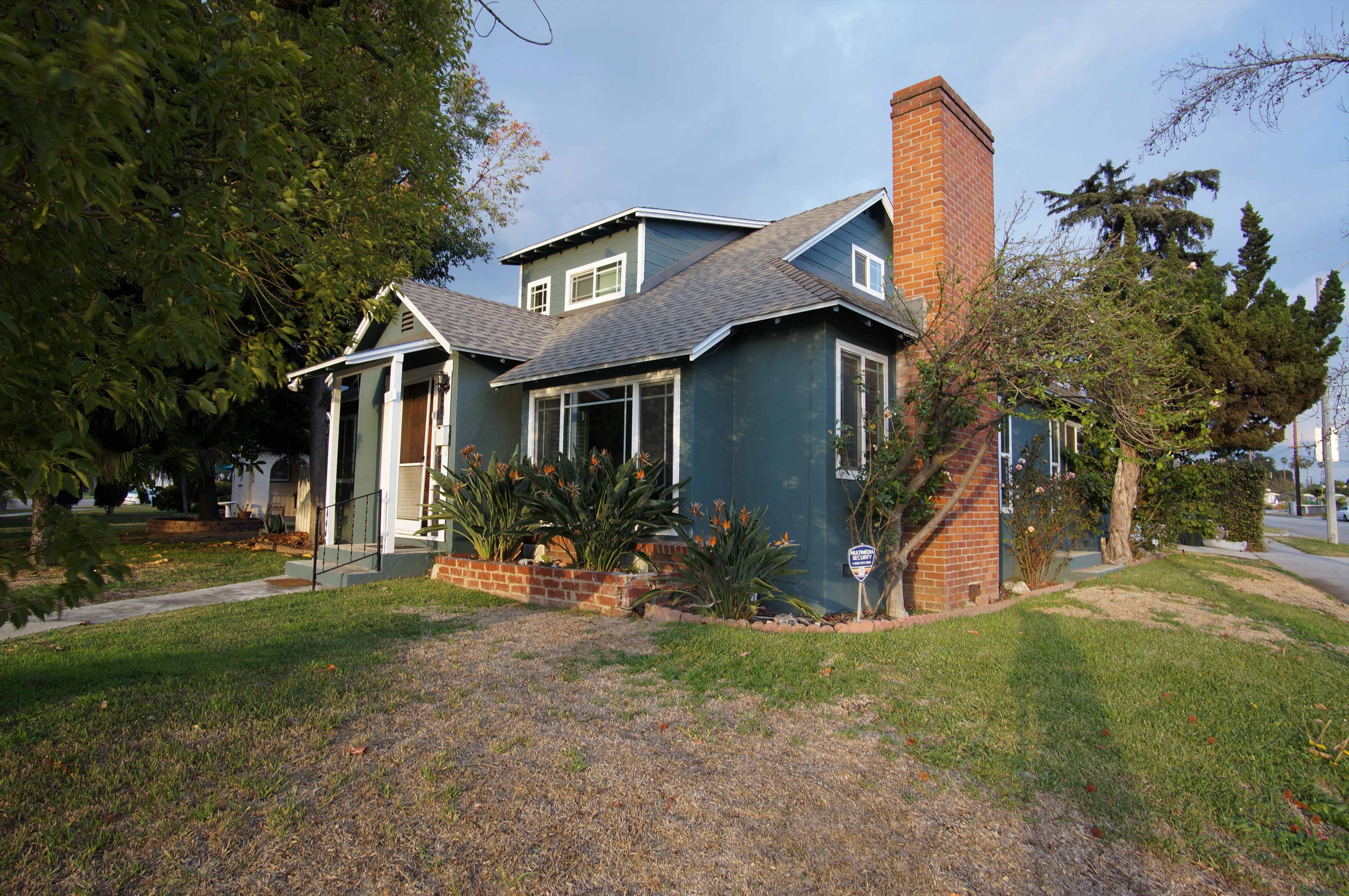 Residential home exterior in Pomona, CA